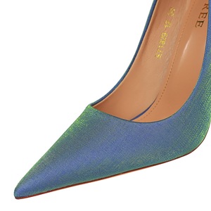 Sandales de luxe pour femme, vente en gros d'usine, faible MOQ, en cuir réfléchissant, talons aiguilles mi-hauts pour femme - Product Image 5