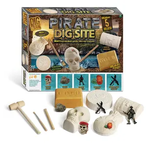 Interesante juguete de regalo para niños barco pirata de juguete con piedras preciosas cráneo tontos de oro