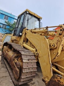 รถตักดิน973d ตีนตะขาบรถตักแมว973 963D มือสอง - Product Image 3