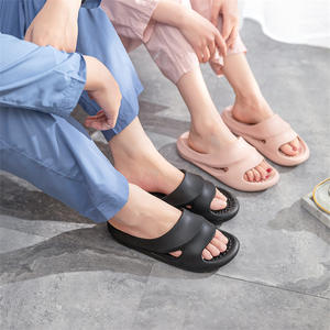 Depo gümrükleme satış 2023 yeni erkek ve kadın masaj terlikleri açık ev <span class=keywords><strong>Anti</strong></span> kayma yumuşak taban drenaj çift terlik - Product Image 4