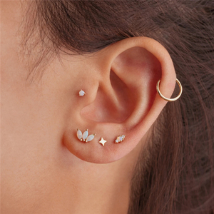 Pendientes de botón de plata de ley S925 estilo INS con tres ojos de ópalo, 16G, parte trasera plana, para perforación de cartílago de la oreja - Product Image 5