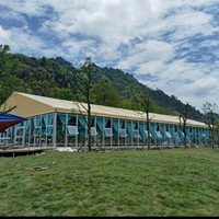 Carpa de Gran Tamaño para Eventos al Aire Libre con Estructura de Aluminio y Paredes de Vidrio para Salones de Banquetes y Comedores con Ventanas en Relieve