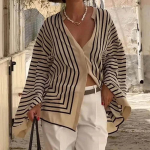 Camisa de manga larga estilo europeo y americano, nueva colección otoño 2026, camisa tipo cárdigan holgada a rayas para mujer - Product Image 1