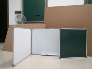 <span class=keywords><strong>Pizarra</strong></span> verde <span class=keywords><strong>plegable</strong></span> con marco de aluminio Paneles de escritura múltiples para aula y Centro de Capacitación Optimización del espacio - Product Image 6