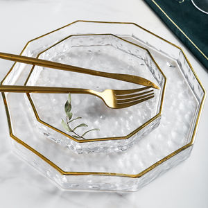 13 بوصة مطرقة نمط الذهب حافة مثمنة جولة شقة واضح الزجاج كعكة طبق عشاء - Product Image 1