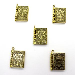 Mini Bible religieuse ouvrable avec verset biblique, porte-clés, accessoires chrétiens, pendentif livre biblique, collier pour hommes et femmes - Product Image 3