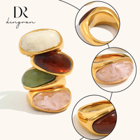 Cincin Wanita Dingran Lapis Emas 18K Baja Anti Karat Kristal Akrilik Batu Permata Grosir Fashion Trendi Perhiasan Pernyataan Warna-warni
