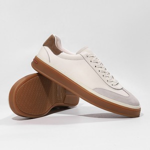 Zapatillas blancas de cuero para hombre con buena transpirabilidad, zapatos casuales de cuero hechos a mano, suela suave de cuero genuino, forro de piel de oveja - Product Image 3