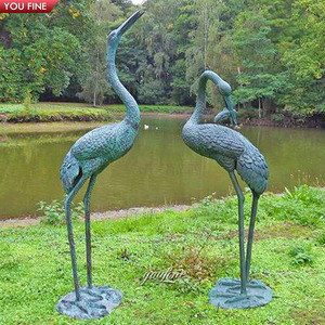 YOUFINE Paire de statues d'oiseaux gruons en bronze patiné, art <span class=keywords><strong>héron</strong></span> en métal vieilli pour bassin extérieur - Product Image 2