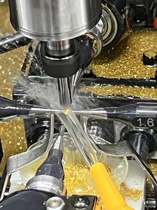 सोने/चांदी/पीतल की इयररिंग मोल्ड प्रसंस्करण डिजाइन और cnc फाइन इयररिंग्स के निर्माण में 30 + गहने ब्रांडों की सेवा करता है। - Product Image 2