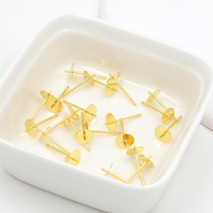Boucles d'oreilles semi-finies à faire soi-même, y compris des boucles d'oreilles en forme de croix, des boucles d'oreilles à tête plate plaquées or, des boucles d'oreilles à perles, des supports d'oreilles, etc. - Product Image 4
