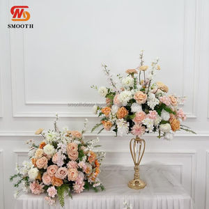 Boule de fleurs en soie artificielle luxueuse et lisse, toucher naturel, 1,8-2,4 m, design asymétrique brisé pour allées de mariage - Product Image 2