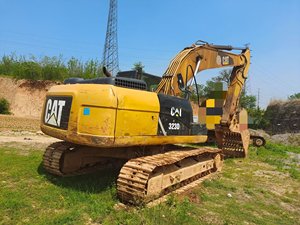 Grande pelle mécanique Caterpillar 323D2L d'occasion, modèle 2022, 23 tonnes, moteur, vente directe usine, stock rapide - Product Image 3