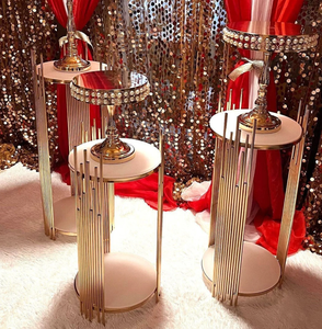 Plintos Redondos de Metal Dorados Columnas para Fondo de Boda Cilindros de Metal Soportes de Exhibición Pilares Pedestales para Mesa de Pasteles y Postres - Product Image 5