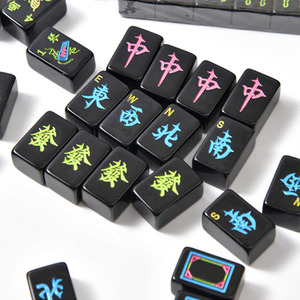 Tuiles de Mahjong Américaines Noires Pliables et Portables à 4 Couches avec Motif Personnalisé, 160 Tuiles en Mélamine, Idées Cadeaux de Luxe - Product Image 2