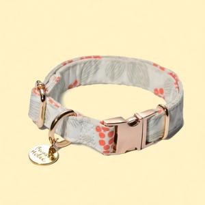 Collar de Perro de Lujo, Diseño Elegante, Talla M, de Algodón, Cómodo, Suave, Personalizado, Duradero, con Luces, Ajustable, con Estampado - Product Image 1