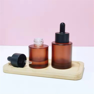 Venta Caliente: Botellas de Vidrio con Gotero para Suero Cosmético y Aceite Esencial, de Fondo Grueso, 15ml, 30ml, 50ml, Personalizables, Cilíndricas - Product Image 6