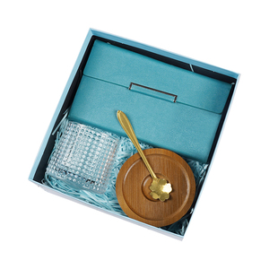 Set de regalo moderno con toalla azul, taza de acero inoxidable y sombrilla con protección UPF50+ para mujer, regalo para San Valentín, boda, Día de la Madre, cumpleaños - Product Image 3
