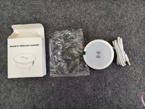 Chargeur sans fil à charge rapide 15W, intégré au bureau, pour la rénovation de meubles – Fournisseur d'usine, prix abordable - Product Image 3