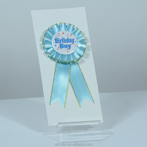Personalisierbares Happy <span class=keywords><strong>Birthday</strong></span> Auszeichnungsband für Jungen oder Mädchen, Geburtstagsabzeichen, Brosche, Weißblech-Rosette, Anstecknadel, Partydekoration - Product Image 3
