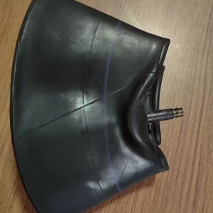 Pneu de moto en caoutchouc fabriqué en Chine, pneu de moto 110/90-<span class=keywords><strong>16</strong></span> avec <span class=keywords><strong>chambre</strong></span> à <span class=keywords><strong>air</strong></span>, prix de gros 110 90 <span class=keywords><strong>16</strong></span> - Product Image 1