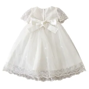 Moda encaje bebé niñas bautismo vestido baile arco hermoso con capó elegante boda bautizo blanco Floral