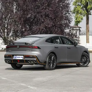 Depósito Changan Uni-v 2023 2024 Coche nuevo 1,5 T 2,0 T Vehículo de gasolina Precio barato Sedán de gasolina