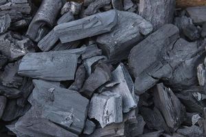 Carbón de Leña en Trozos – Alto Contenido de Carbono, Bajo en Cenizas, Carbón para Barbacoa y Shisha - Product Image 6