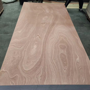 Pannello <span class=keywords><strong>di</strong></span> Compensato Naturale in Sapele 4x8ft 18mm Taglio Rotativo per Mobili e Decorazioni in Legno - Product Image 1