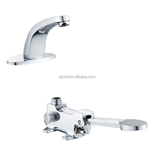 Mitigeur à <span class=keywords><strong>Pied</strong></span> à Fermeture Automatique à Retard de Fonctionnement, Eau Chaude et Froide, Matériel en Laiton, Finition Chrome, Montage sur Pont, X8092B4BSCR - Product Image 1