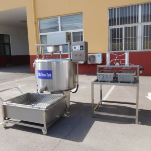 Tanque Pasteurizador Automático para Leche, Yogur y Queso, de 30-500L, con Calentamiento de Agua, Fácil Operación, 220/380V, Alta Eficiencia - Product Image 5