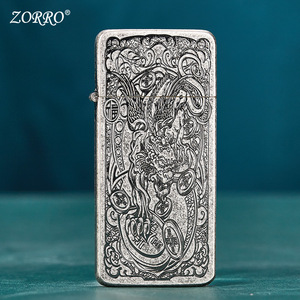 Encendedor de Queroseno <span class=keywords><strong>ZORRO</strong></span> Original Ultrafino, Plata Antigua, Grabado Profundo, Resistente al Viento, <span class=keywords><strong>Serie</strong></span> Pi Xiangyun ZS5, Plata Antigua - Product Image 3