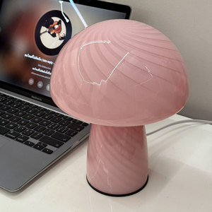 E-shuo Lampe de table en verre bonbon alpin moderne et créative avec batterie pour la décoration de la maison - Product Image 3