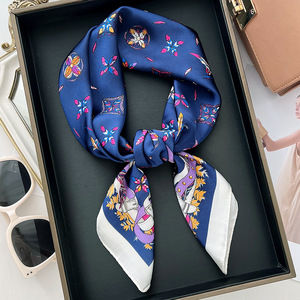 2025 Mới Mùa Xuân Thiết Kế Thời Trang 70Cm Satin Lụa Tóc Khăn Phụ Nữ Thanh Lịch In Ấn Lụa Cổ Khăn Đầu Khăn - Product Image 5