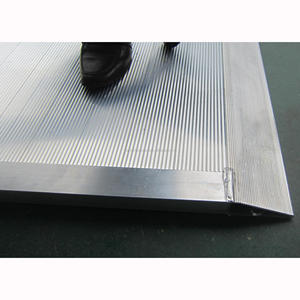 Barrières 1.0*1.25*1.2m en vente clôture anti-émeute verrouillable avec porte barrière de contrôle des foules en aluminium - Product Image 1