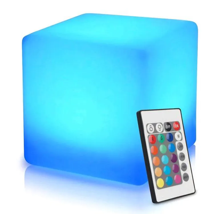Siège d'éclairage cube led rechargeable cube led 16 couleurs changeantes chaise led lumineuse et assise tabouret plastique chaise cube led