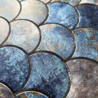 Mosaïque en aluminium de luxe moderne bleu océan en forme d'écailles de poisson pour mur de villa, salle de bain, crédence de cuisine, mur de salon