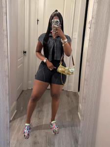 2025 गर्मियों की महिलाओं के 2 टुकड़े सेट, सुरुचिपूर्ण धुले हुए रिसे जम्पसूट + शॉर्ट आस्तीन फसल शीर्ष महिला आकस्मिक दो टुकड़े सेट - Product Image 4