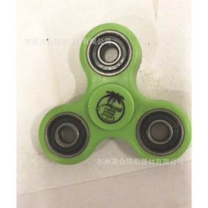 Spinner de Dedos Triangular Colorido para Aliviar el Estrés con Impresión de Logotipo Personalizado para Adultos - Product Image 4