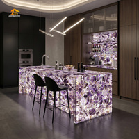 Plan de travail et crédence de cuisine modernes en quartz améthyste translucide violet pour la lithothérapie