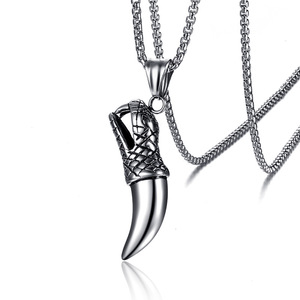 Ciondolo da Uomo in Acciaio Inossidabile 316L, Lussuoso Pendente a Forma di Testa di <span class=keywords><strong>Lupo</strong></span> in Titanio, Gioiello Punk alla Moda - Product Image 6