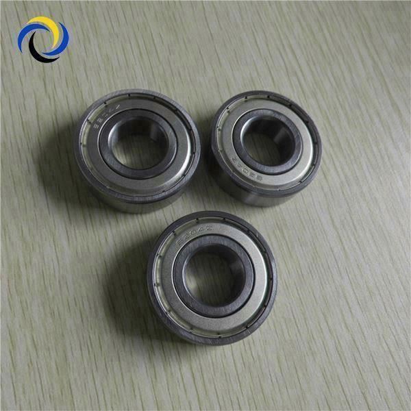 I Cuscinetti a Sfera Nella Fine Aumenta Immagine Stock - Immagine di I Cuscinetti a Sfera Nella Fine Aumenta Immagine Stock - Immagine di
