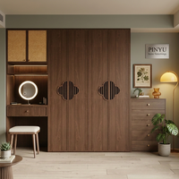 Armoire en bois de noyer naturel à motif ajouré, commode combinée et meuble de rangement mural pour suite d'hôtes de café