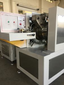 <span class=keywords><strong>Machine</strong></span> à fabriquer des sucettes en forme de boule à fonctionnement silencieux - Faible bruit, efficace pour la fabrication de sucettes remplies/sphériques/cylindriques - Product Image 5