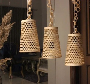 Ensemble de paniers en bambou artisanaux avec une construction tressée robuste pour la décoration de la maison de style farmhouse et des solutions de rangement pratiques - Product Image 3