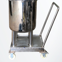 Réservoir de mélange mobile à simple couche en acier inoxydable 304 vertical de 100 L pour liquides visqueux chimiques fins