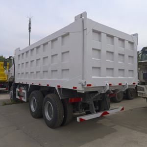 รถดัมพ์มือสอง HOWO Sinotruk NX 371 440 แรงม้า ยูโร 3 ขับเคลื่อน 6x4 เครื่องยนต์ดีเซล สำหรับงานเหมือง บรรทุกได้ 31-40 ตัน - Product Image 5