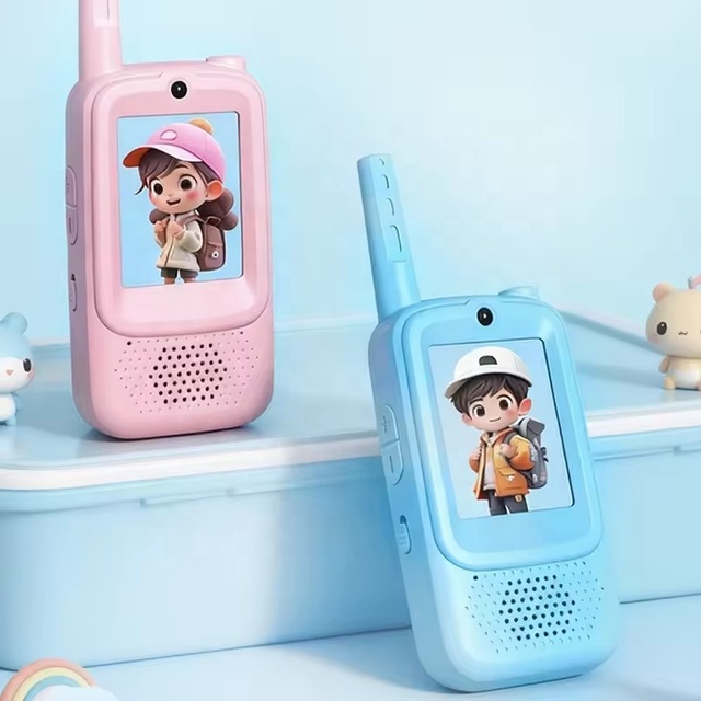 2026 Interactive Video Walkie-Talkie for Kids-Feature-Rich Social Toy Intercom Display Clear Sound Plastic Toy 650mAh Battery