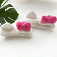 Serre-tête personnalisé en velours flanelle avec oreilles de chat et nœud de dessin animé, antidérapant, élastique, en peluche, large, mignon, pour femmes et filles, pour le lavage du visage et le maquillage