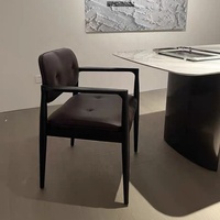Fauteuils modernes pour restaurant et maison, très demandés, avec structure en bois massif noir et coussin en cuir, pour salle à manger